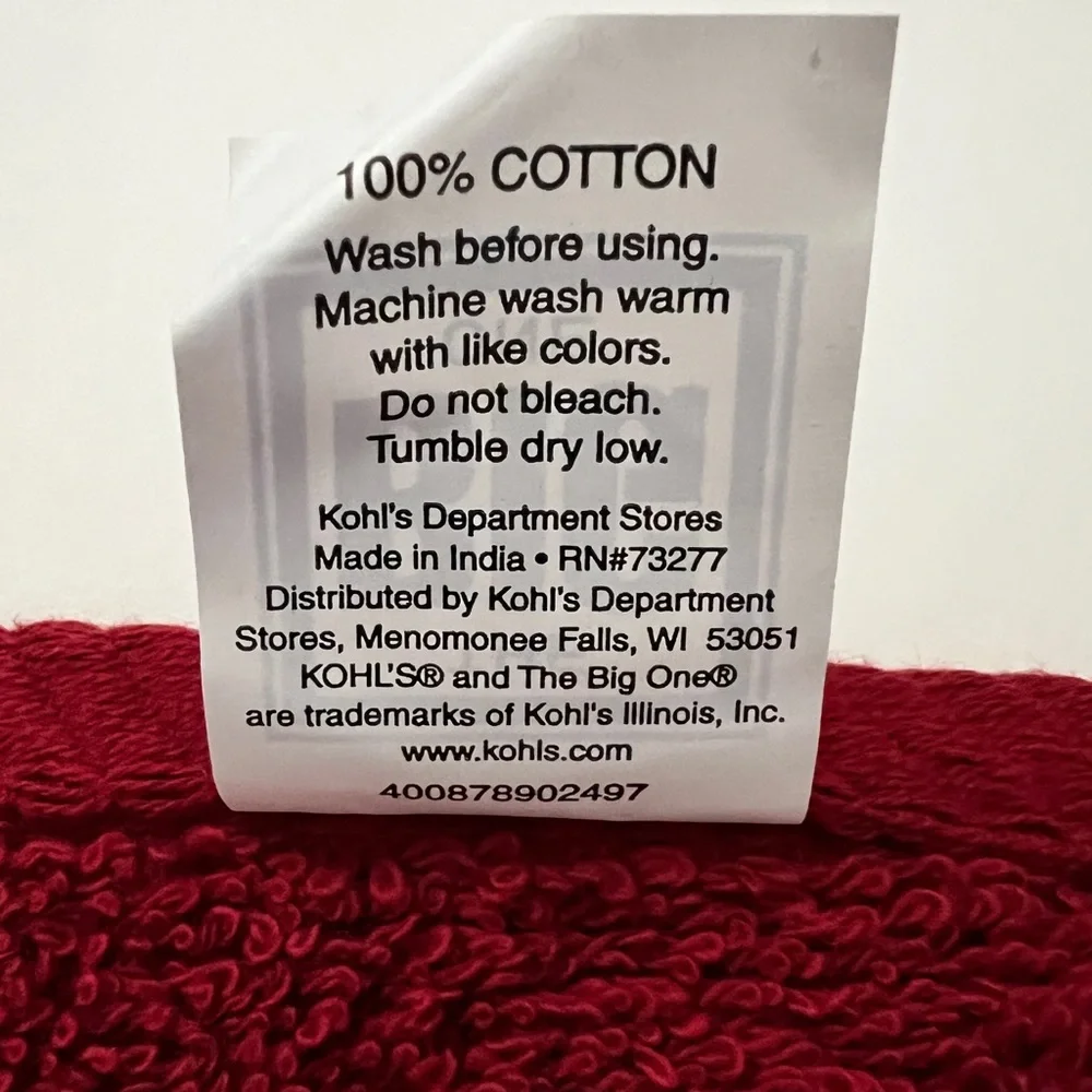 NWOT Set of 100%Cotton Hand Towels